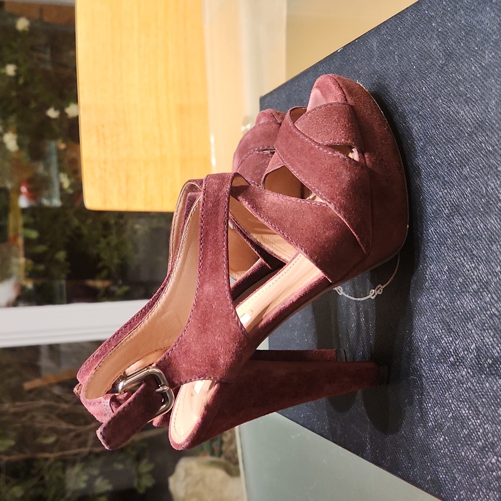 Burgundy suede Prada heels.  EUC. - Picture 2 of 9
